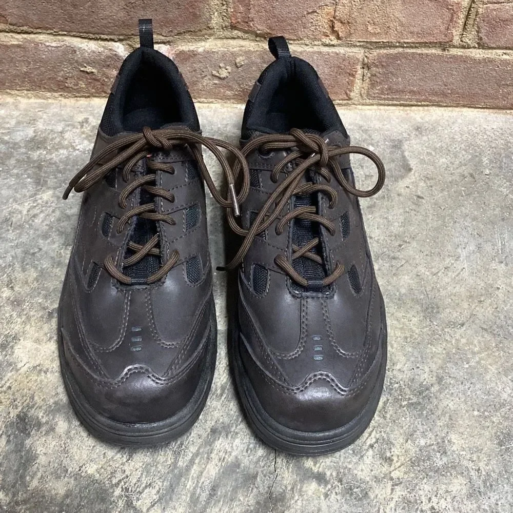 Worx by Red Wing Brown Steel Toe Safety Shoe Size 9WW NEW